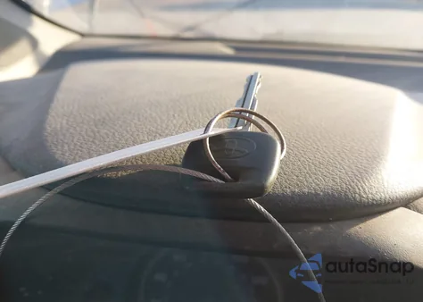 2015 Toyota Yaris L из США, поврежденный, VIN VNKKTUD30FA042187